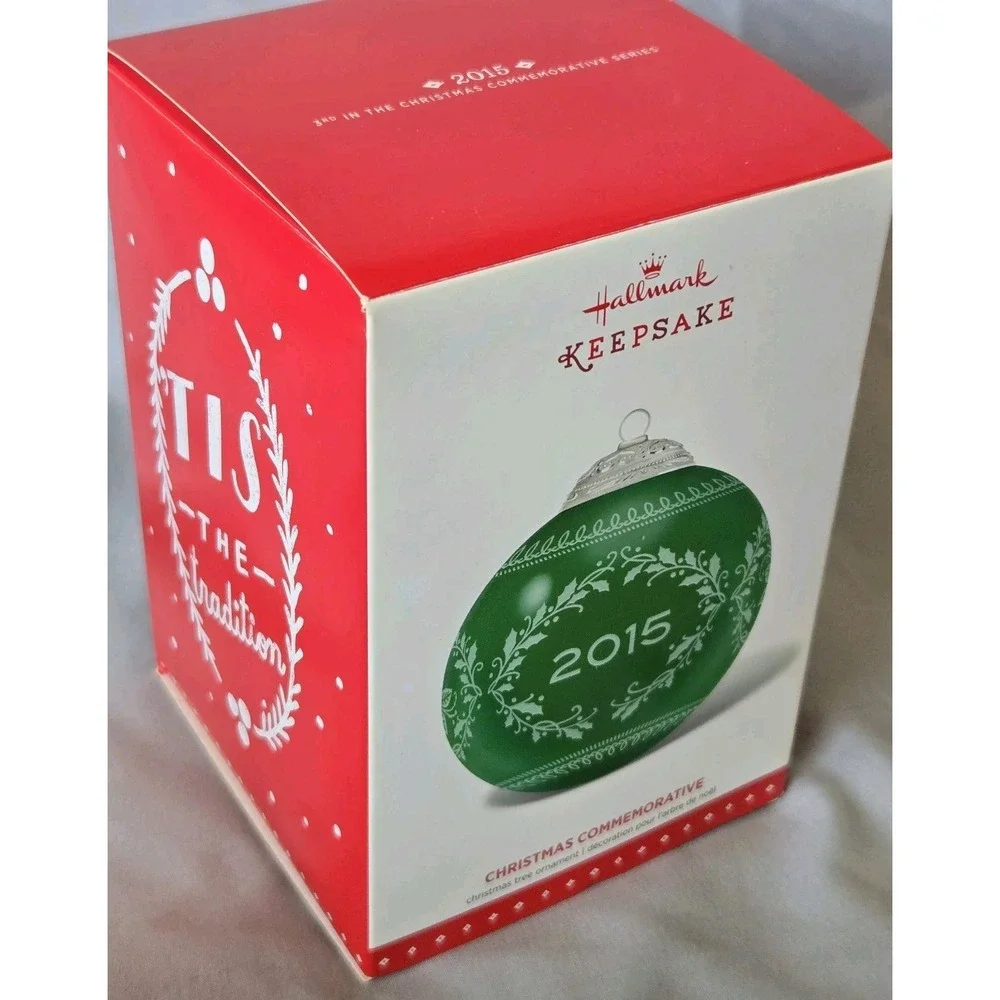 Hallmark Keepsake 2015 Christmas Commemorative Ornament QX9197 Glass Ball